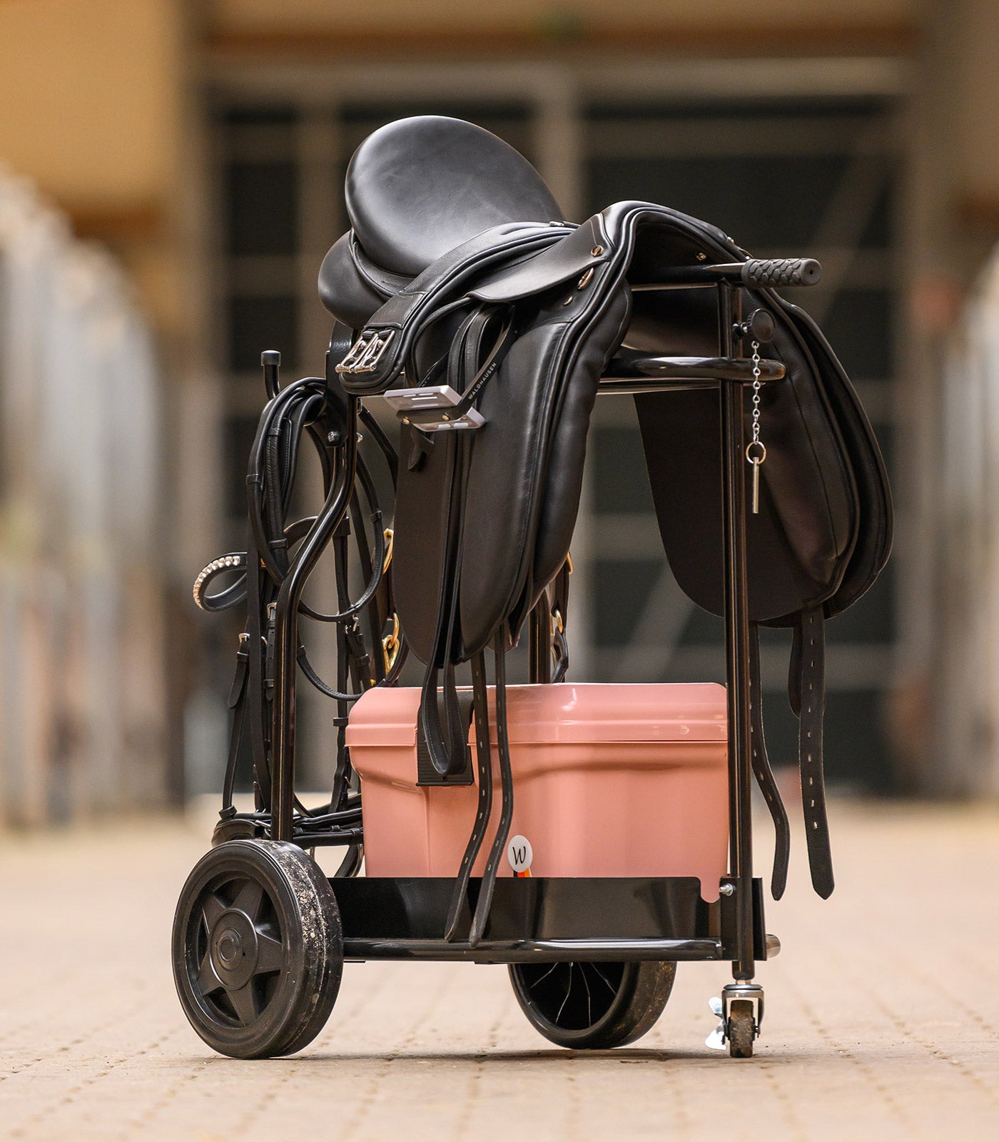 Waldhausen - Stable-Carry Basket, black