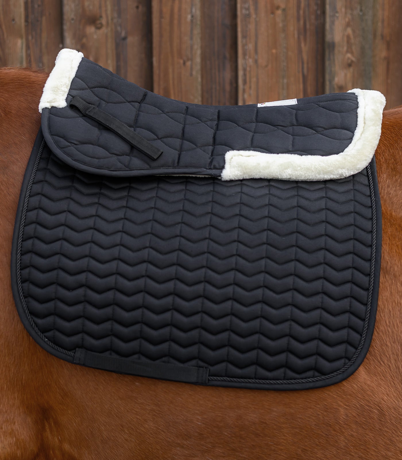 Waldhausen - Saddle pad with synthetic lambskin, black