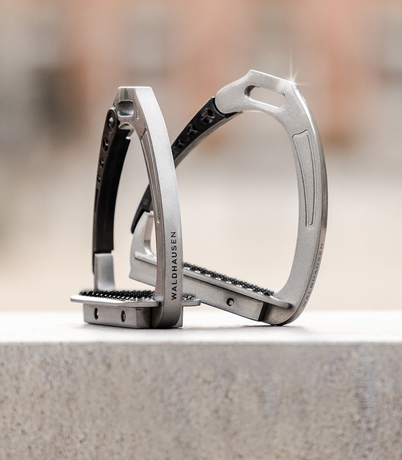 Waldhausen - Kids Safetystirrup Pro grey/metallic, 11cm