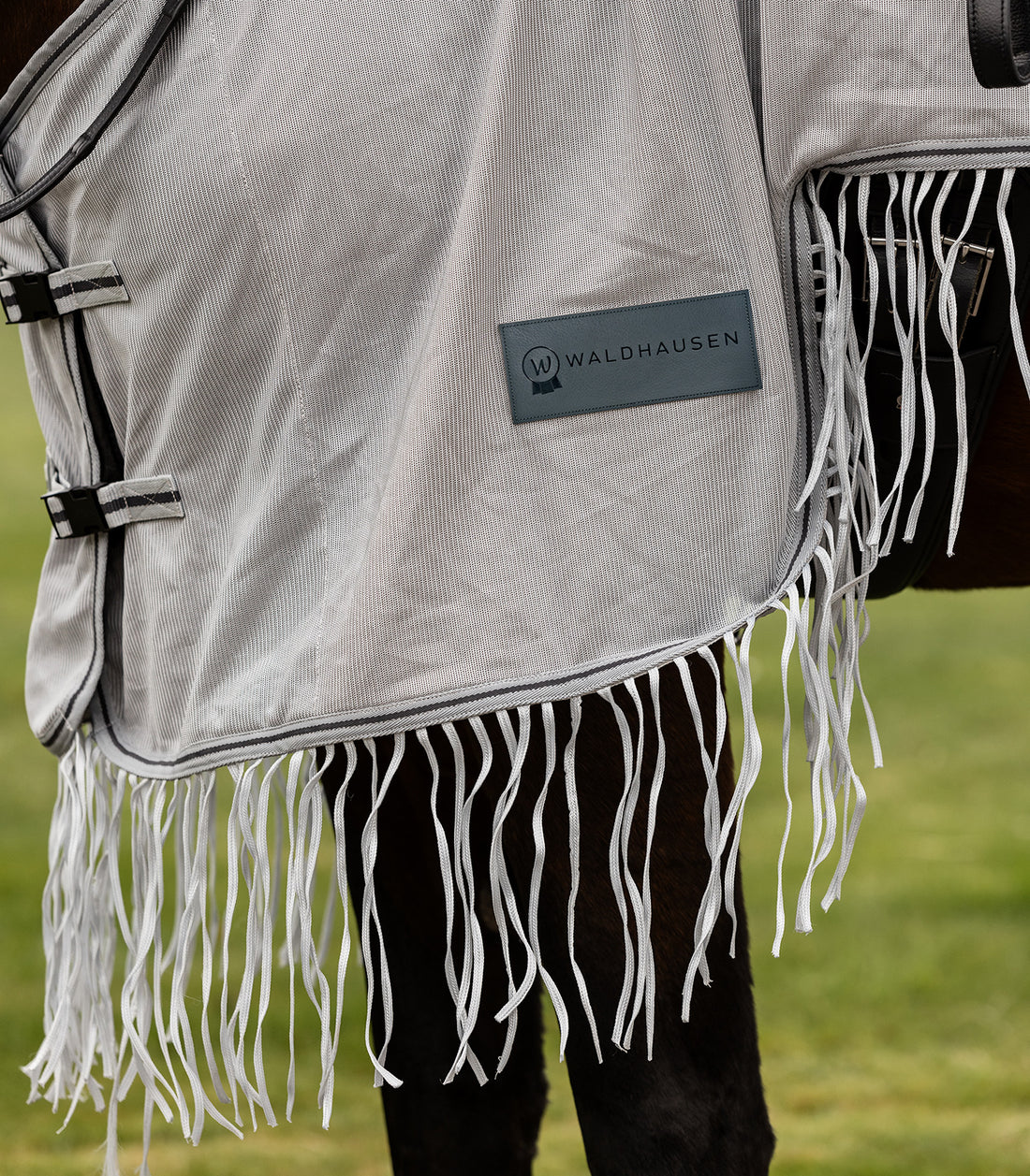 Waldhausen - PROTECT Fly sheet with saddle cut and fringes