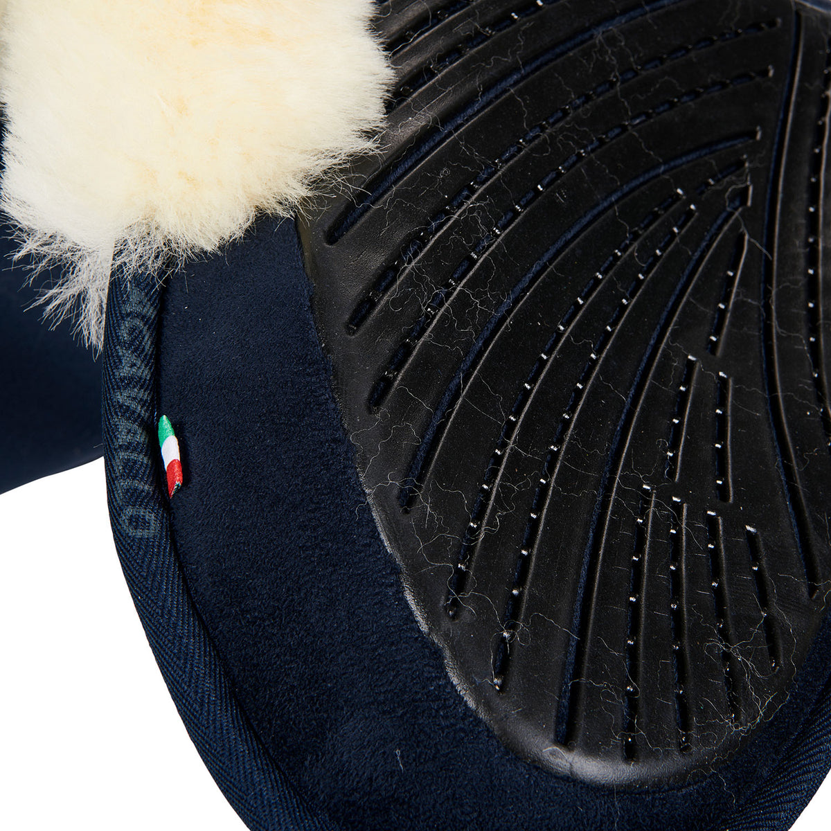 Acavallo - Underlag, memory foam, close contact, cut-out lammeskind, gel grip, flat
