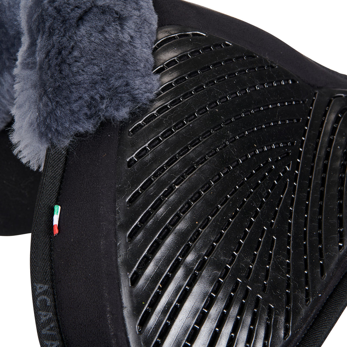 Acavallo - Underlag, memory foam, close contact, cut-out lammeskind, gel grip, flat