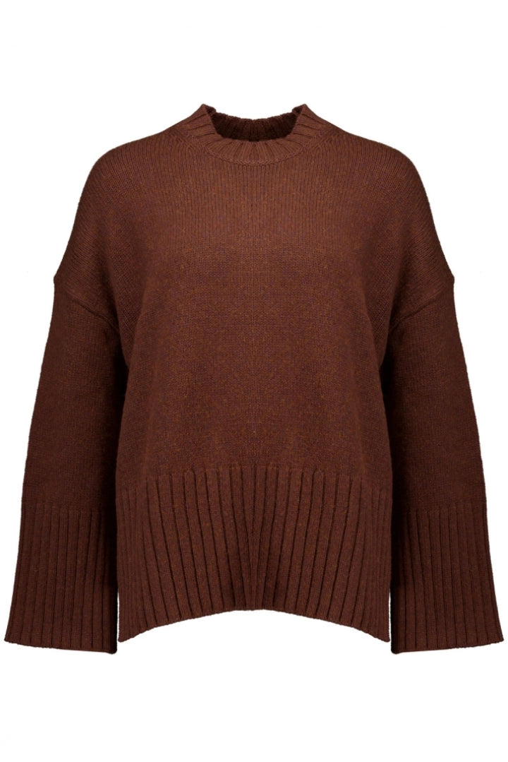 Barbour, Dame, Strik, Sophia- Vicuna