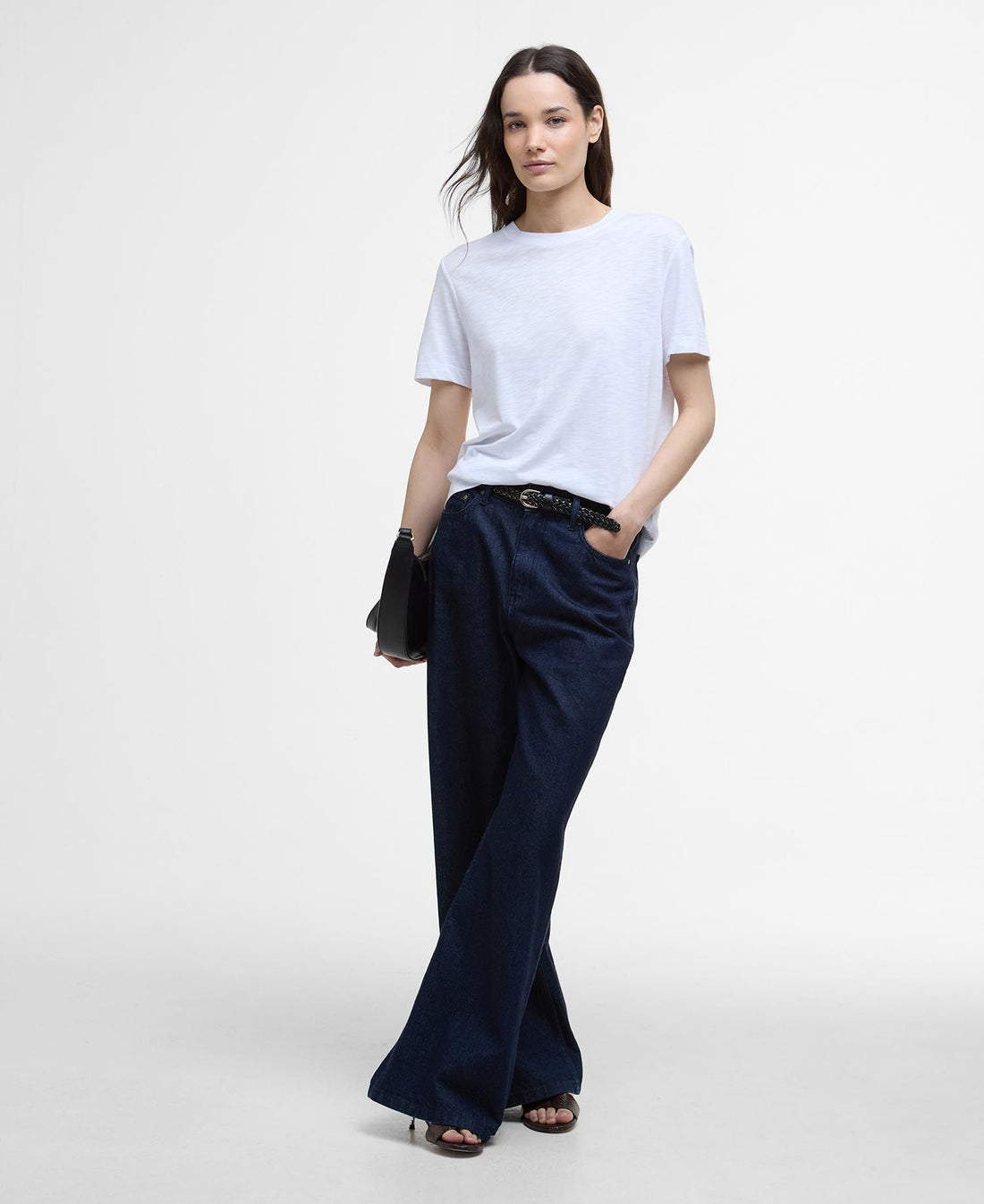 Barbour Ava T-shirt – Klassisk elegance i hvid