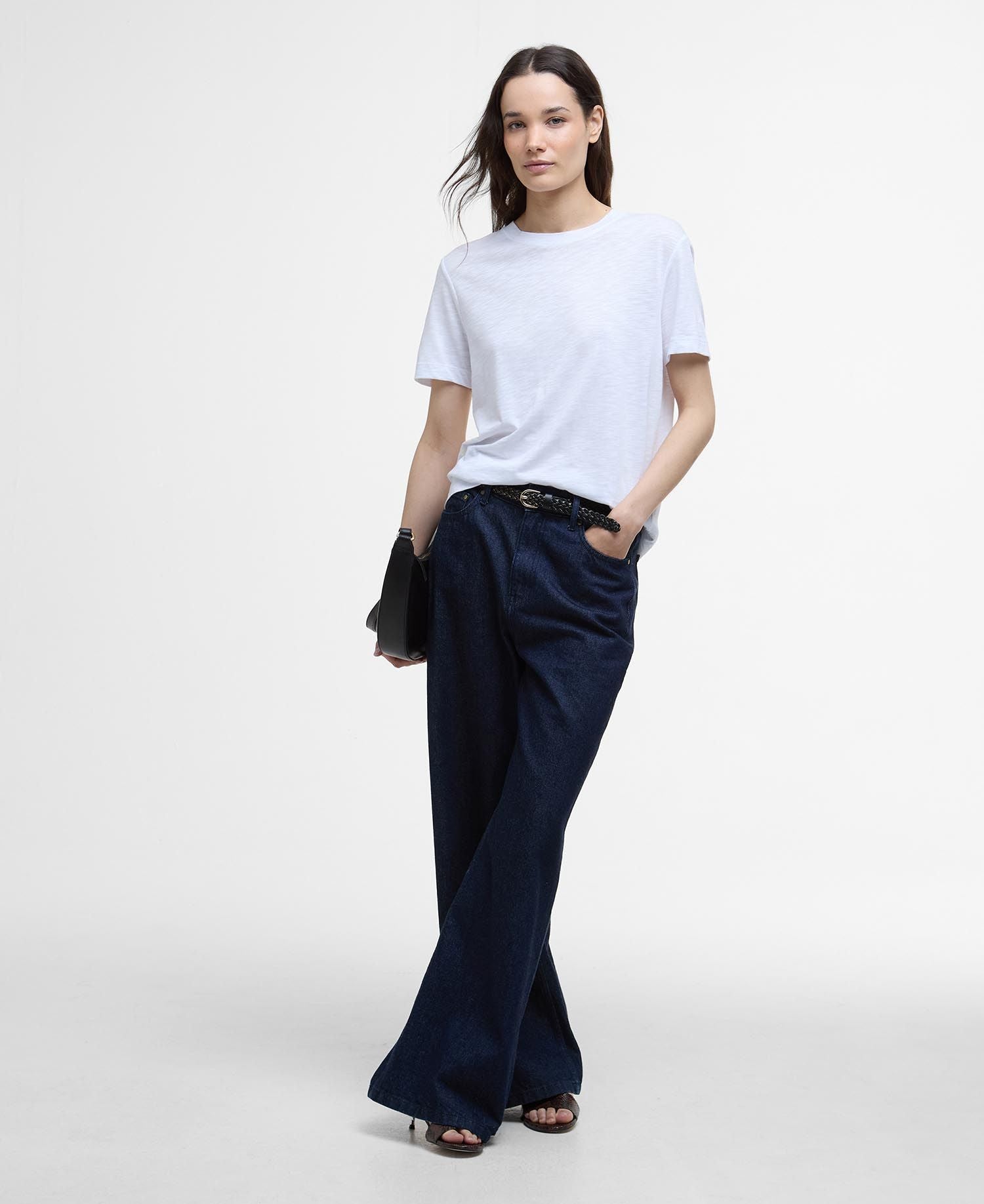 Barbour Ava T-shirt – Klassisk elegance i hvid