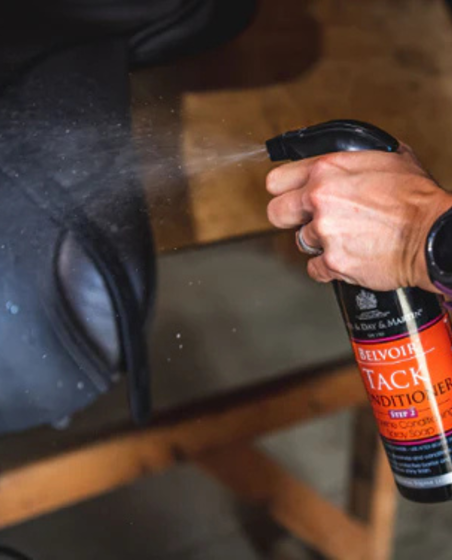 Belvoir Tack Cleaner Spray Step 2, 500 ML fra CDM
