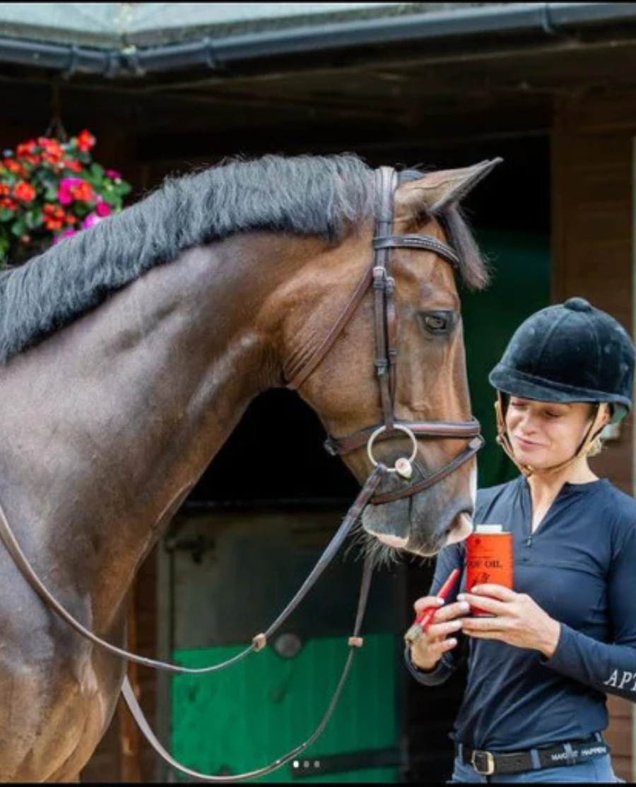 Carr & Day & Martin Vanner & Prest Hoof Oil