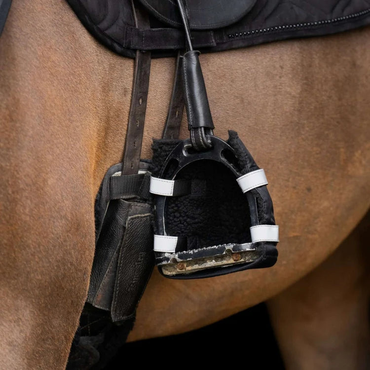 Imperial ridning, stigbøjle reflex, Luminous- Reflex