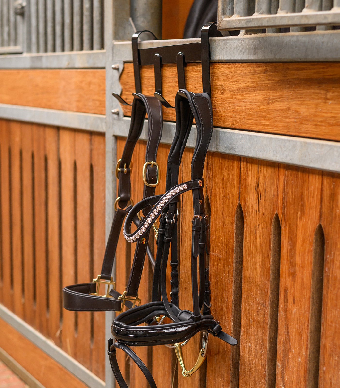 Waldhausen - Bridle hanger, 4 hooks, black