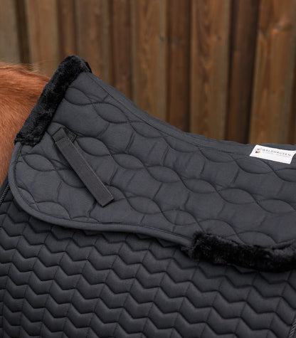 Waldhausen - Saddle pad with synthetic lambskin, black