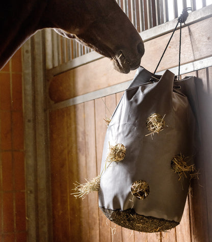 Waldhausen - Hay bag with mesh bottom, grey, capacity: 85l / 4kg hay
