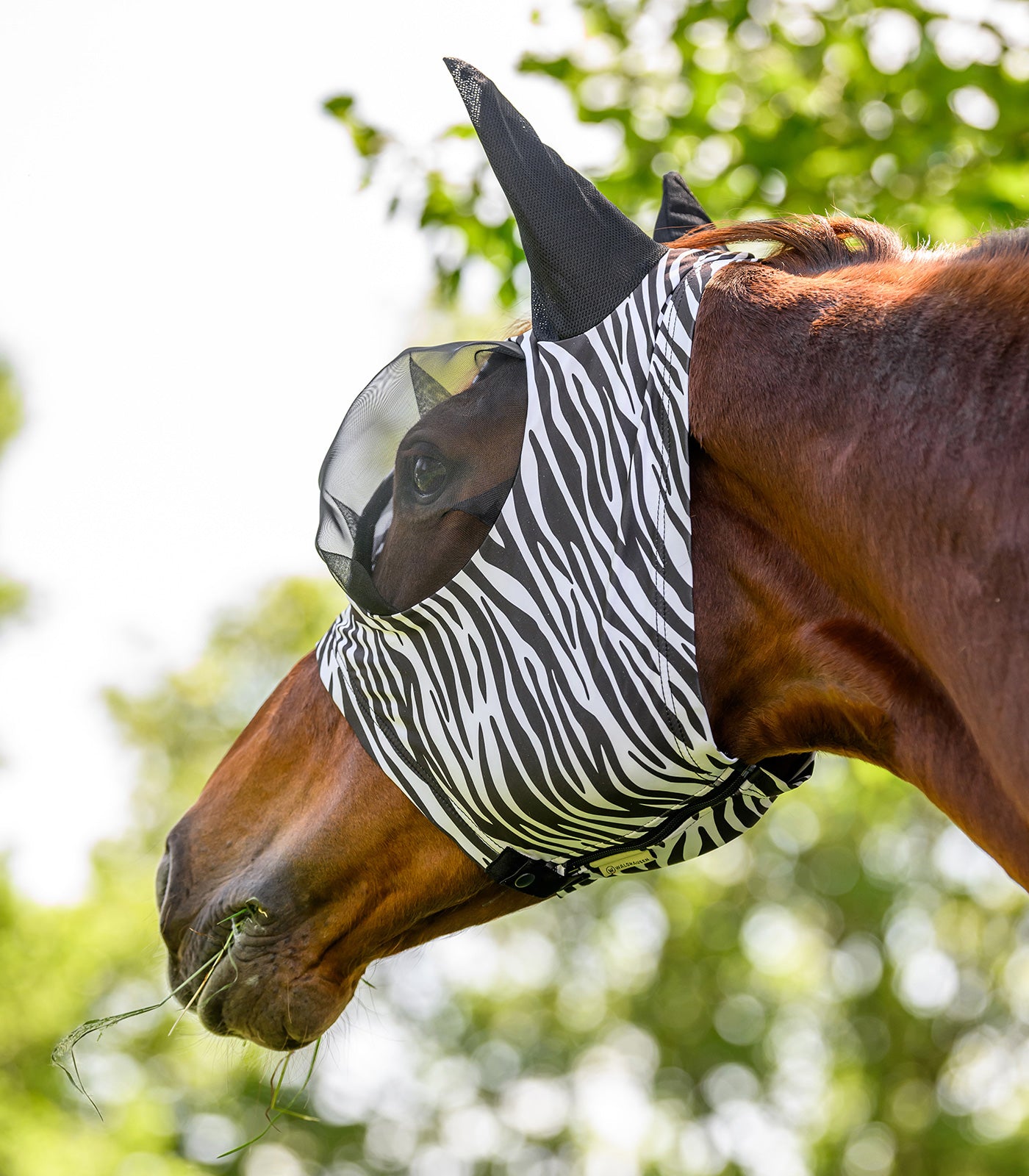 Waldhausen - Fly Mask Puck Zebra, black/white