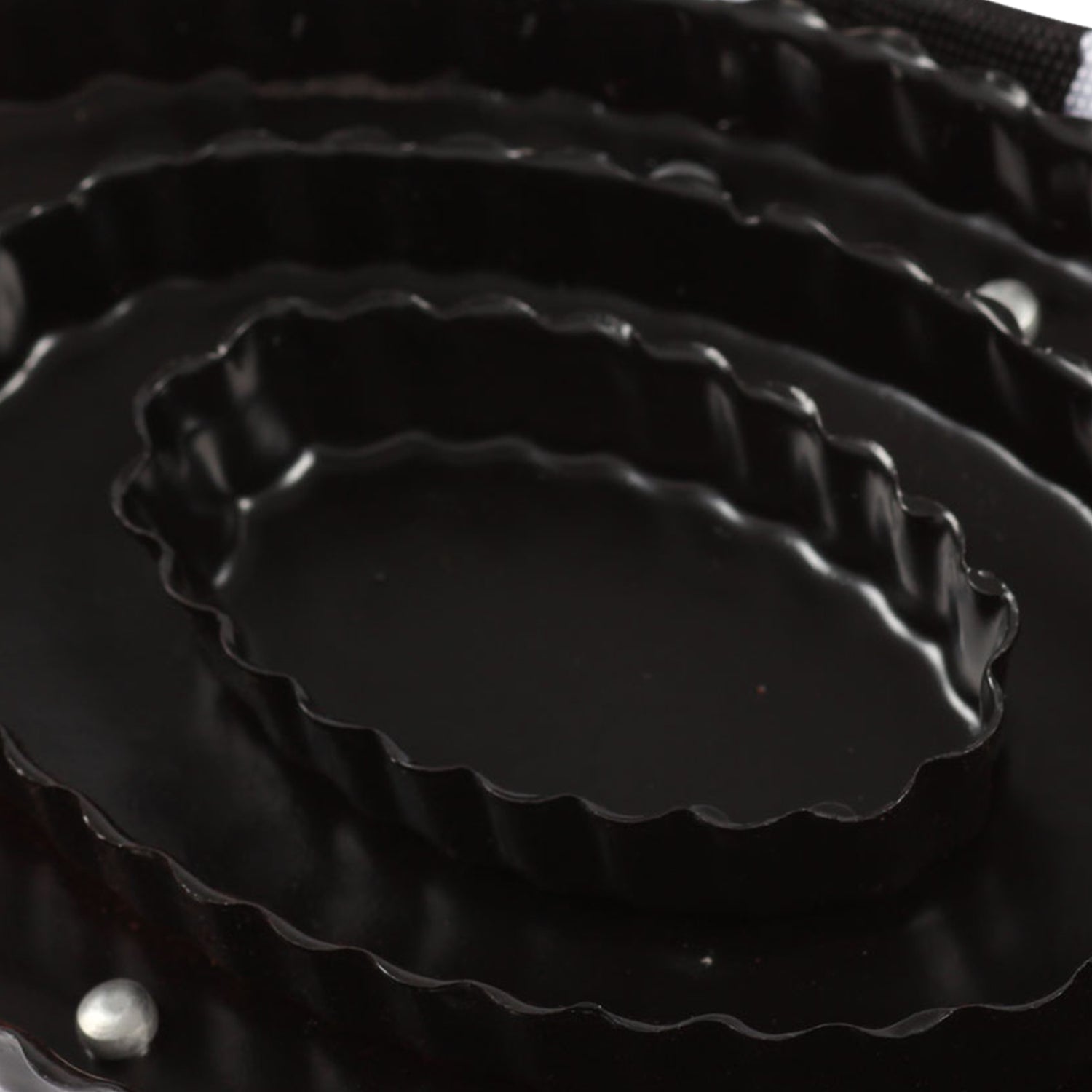 Waldhausen - Metal Curry Comb, black