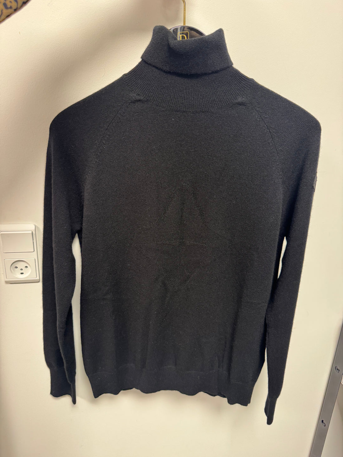 Trolle, Cashmere Faded logo turtleneck, Sweater- Black