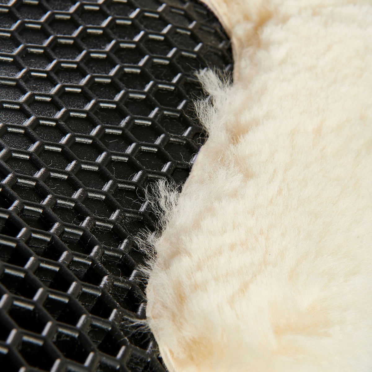 Acavallo - Underlag, memory foam, manke-fri, ruskind, lammeskind bag, Hexagonal gel, front riser