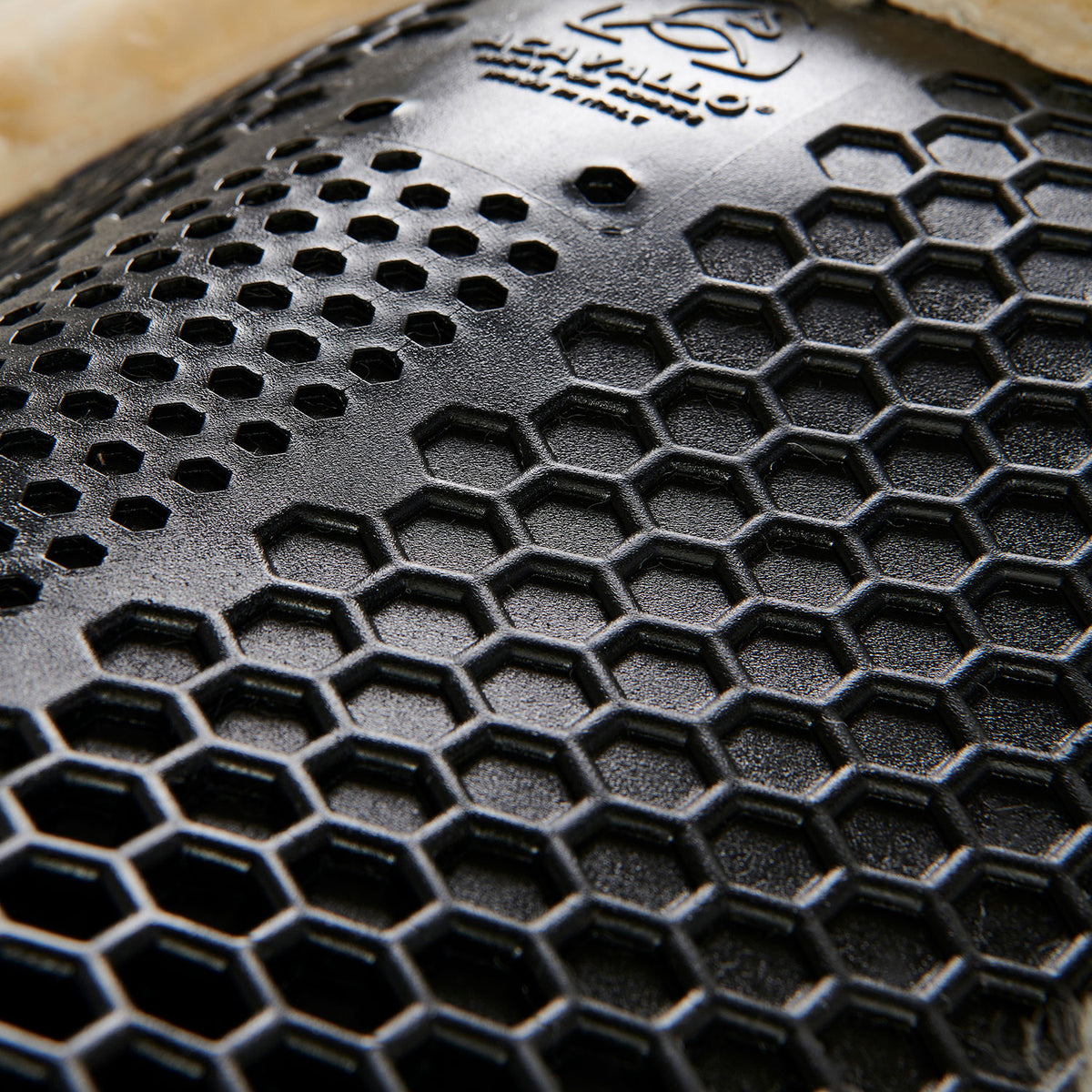 Acavallo - Underlag, memory foam, manke-fri, ruskind, lammeskind bag, Hexagonal gel, front riser