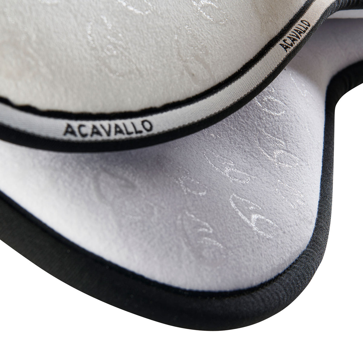 Acavallo - Underlag, memory foam, dressur, ruskind, indvendig silikone grip, flat