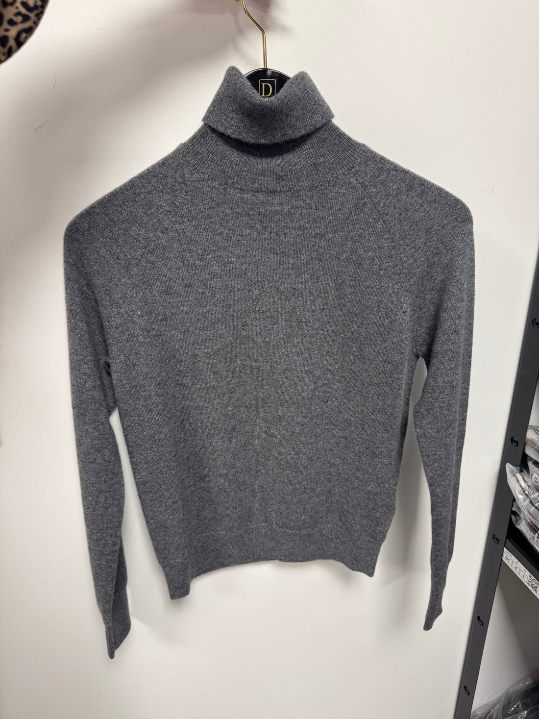 Trolle, Cashmere Faded logo turtleneck, Sweater- Grey